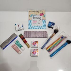 17 pc makeup bundle high end